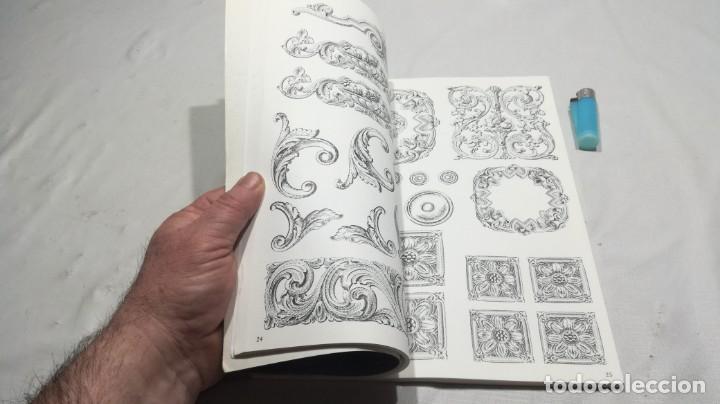 Libros de segunda mano: 1001 SCROLLS ORNAMENTS AND BORDERS - 1001 ORNAMENTOS Y BORDES - Foto 15