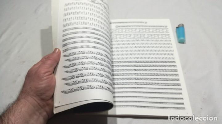 Libros de segunda mano: 1001 SCROLLS ORNAMENTS AND BORDERS - 1001 ORNAMENTOS Y BORDES - Foto 20