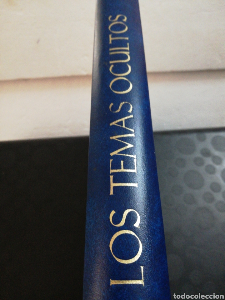 Libros de segunda mano: Los temas ocultos volumen 3 - Foto 1