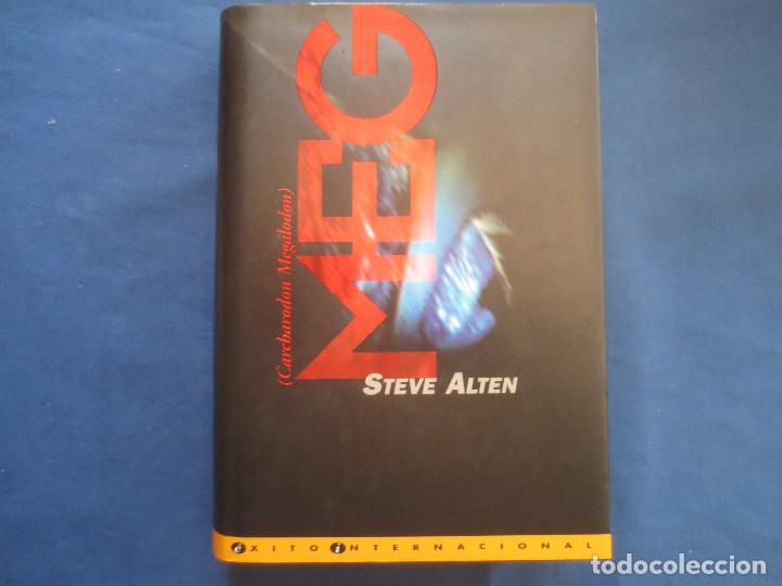 Libros de segunda mano: STEVE ALTEN - MEG (CARCHARODON MEGALODON) - Foto 1