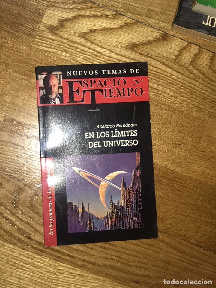 Libros de segunda mano: En los l&iacute;mites del universo Abelardo Hern&aacute;ndez - Foto 1