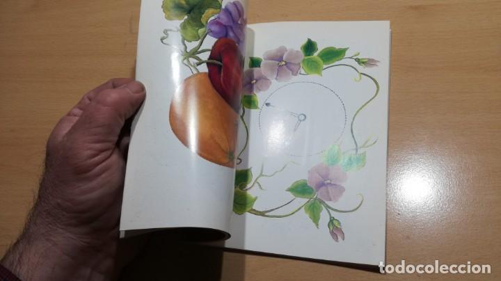 Libros de segunda mano: DISE&Ntilde;OS PARA PINTURA SOBRE MADERA -  DORA DE MARANGON - MANOS PRACTICAS - Foto 11