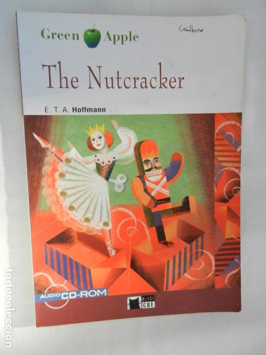 Libros de segunda mano: THE NUTCRACKER - GREEN APPLE - LIBRO. - Foto 1