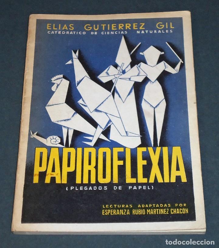 Libros de segunda mano: Libro PAPIROFLEXIA (Plegados de Papel) - 1971 - Foto 1