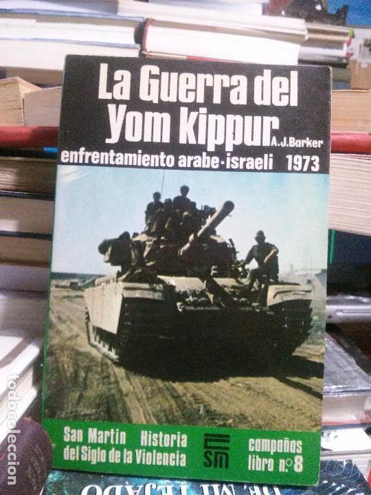 Libros de segunda mano: La guerra del Yom Kippur, A.J. Barker, Ed. SM - Foto 1