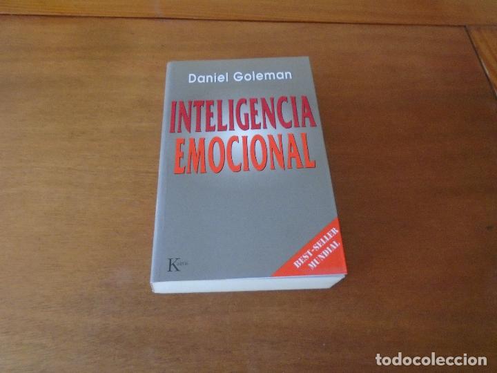 Libros de segunda mano: PSICOLOG&Iacute;A: INTELIGENCIA EMOCIONAL (DANIEL GOLEMAN) KAR&Oacute;S 1998 - Foto 1
