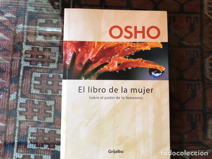 Libros de segunda mano: El libro de la mujer. Sobre el poder de lo femenino. Osho - Foto 1