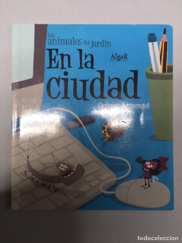 Libros de segunda mano: EN LA CIUDAD - ALGAR - Foto 1