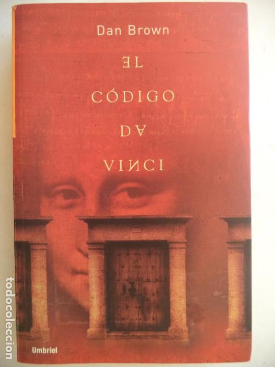 Libros de segunda mano: EL CODIGO DA VINCI DAN BROWN UMBRIEL 23X15 CM 558 PAGINAS - Foto 1
