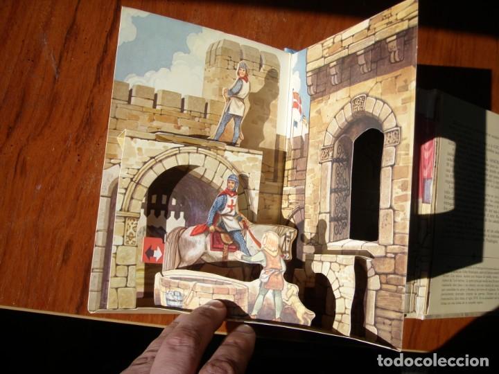 Libros de segunda mano: LIBRO DESPLEGABLE MONTENA EL CASTILLO DE PENDRAG&Oacute;N - Foto 2