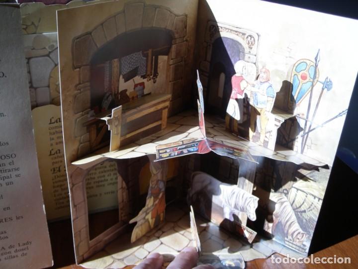 Libros de segunda mano: LIBRO DESPLEGABLE MONTENA EL CASTILLO DE PENDRAG&Oacute;N - Foto 7