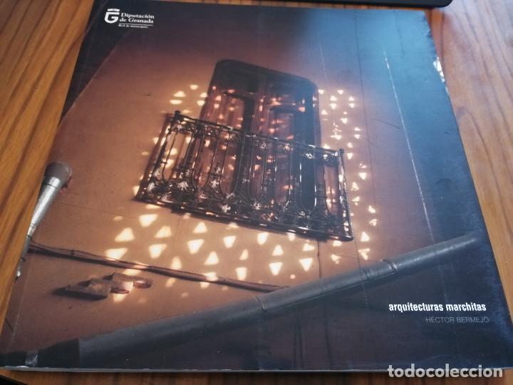 Gebrauchte B&uuml;cher: ARQUITECTURAS MARCHITAS. CAT&Aacute;LOGO DE FOTOGRAF&Iacute;A. HECTOR BERMEJO. A COLOR. BUEN ESTADO. RARO
