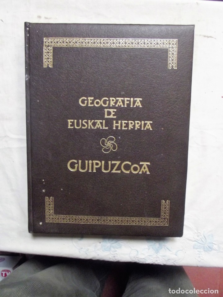 Libros de segunda mano: GEOGRAFIA DE EUSKAL HERRIA  5 TOMOS - Foto 2