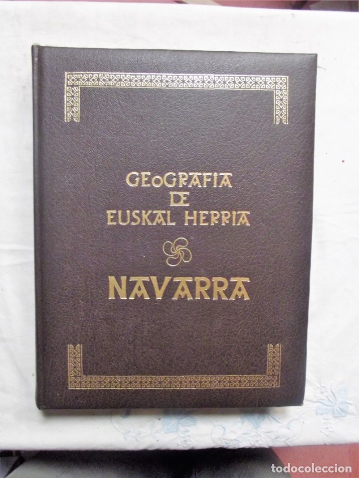 Libros de segunda mano: GEOGRAFIA DE EUSKAL HERRIA  5 TOMOS - Foto 4