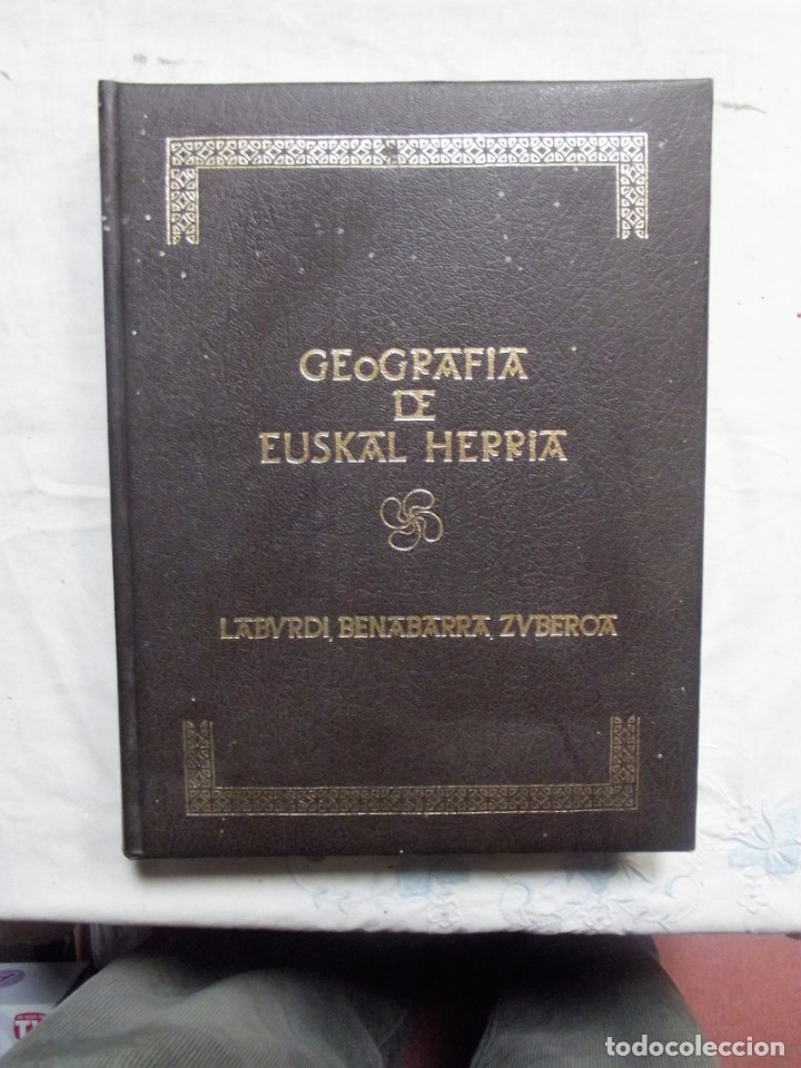 Libros de segunda mano: GEOGRAFIA DE EUSKAL HERRIA  5 TOMOS - Foto 6