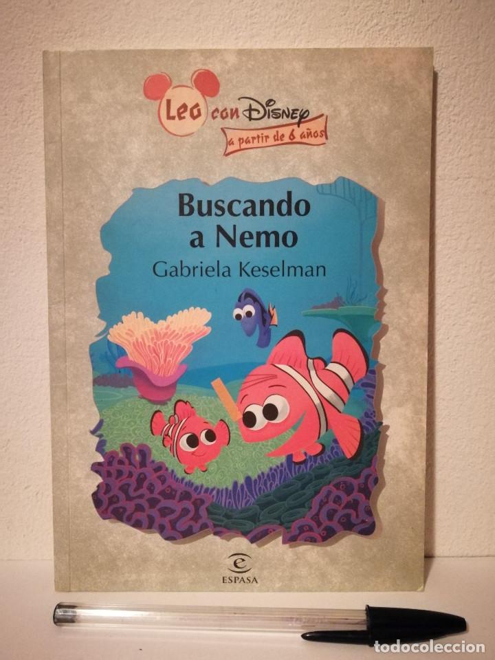 Libros de segunda mano: LIBRO - BUSCANDO A NEMO - WALT DISNEY - Gabriela Keselman - Foto 1