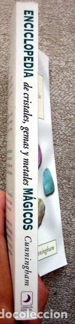 Libros de segunda mano: Enciclopedia de cristales, gemas y metales m&aacute;gicos, de Scott Cunningham - Foto 2