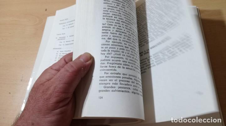 Libros de segunda mano: FOCUSING	 / 	PROCESO Y TECNICA DEL ENFOQUE CORPORAL	 / 	EUGENE  T GENLIND PH D	 / 		 / 	TEXTO 30 - Foto 10