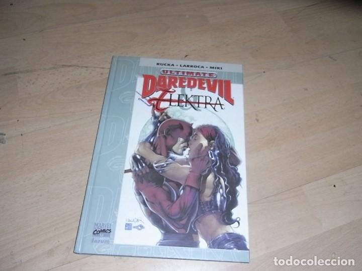 Libros de segunda mano: Rucka, Larroca, Miki, Ultimate, Daredevil Elektra, Marvel Comics - Foto 1
