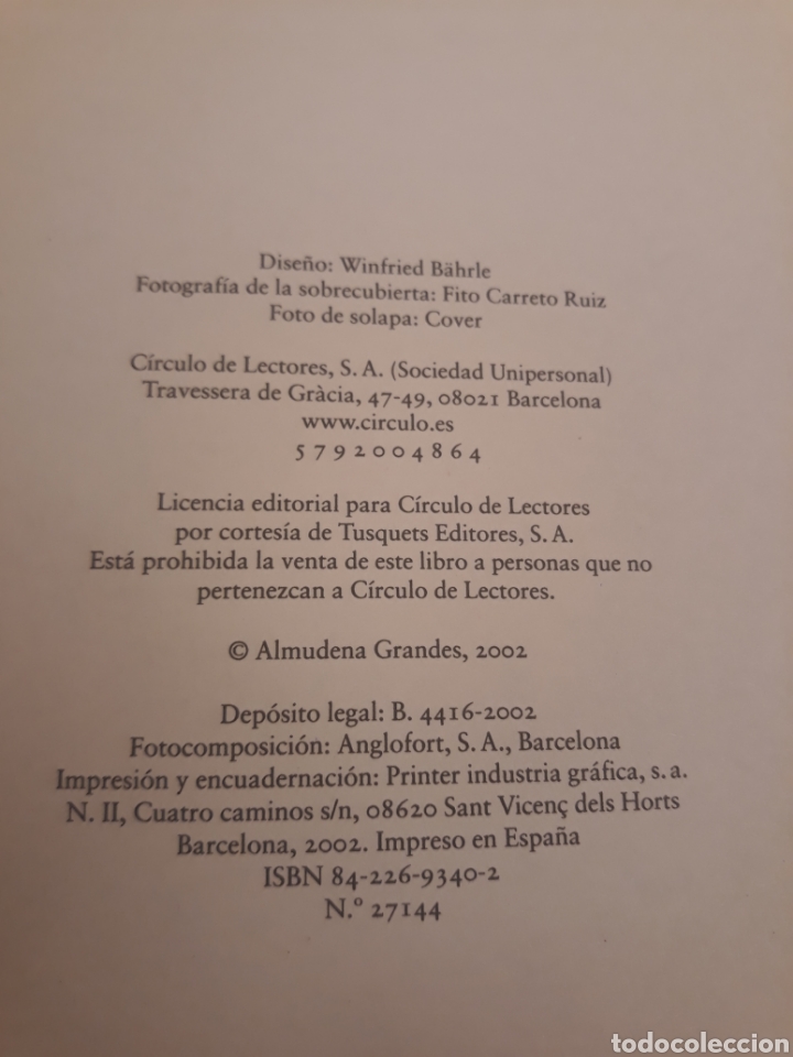 Libros de segunda mano: Almudena Grandes. Los aires dificiles. Circulo de lectores. - Foto 3