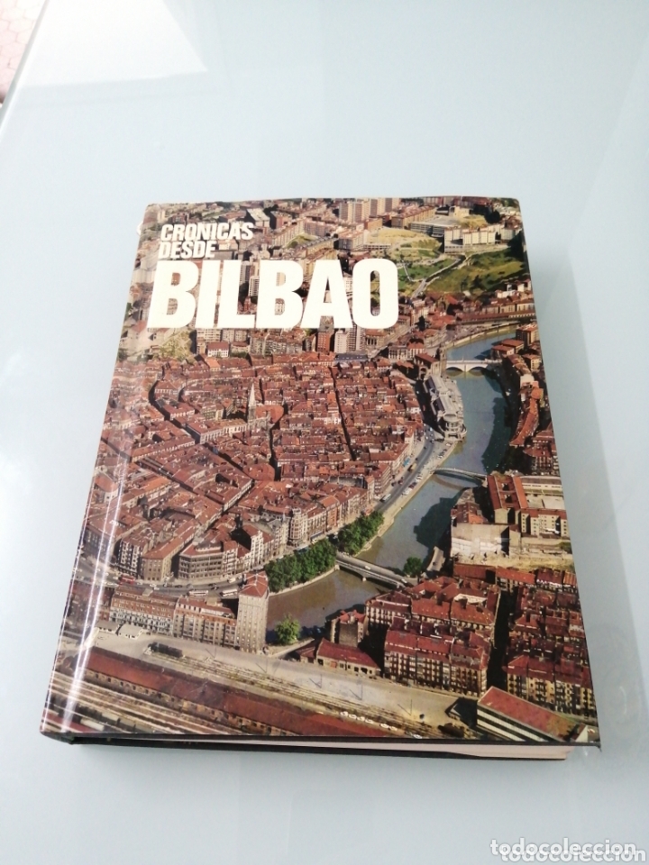 Libros de segunda mano: CR&Oacute;NICAS DESDE BILBAO. ECHABURU. 1976.PR&Oacute;LOGO DE MARCELINO OREJA. - Foto 1