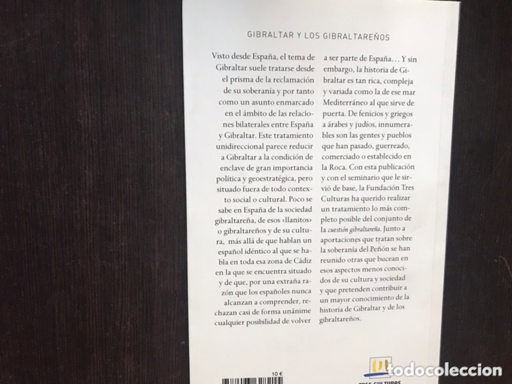 Libros de segunda mano: Gibraltar y los gibraltare&ntilde;os. Enrique Ojeda - Foto 2