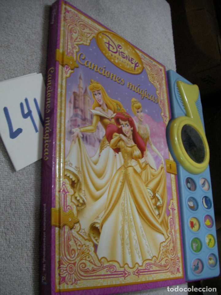 Libros de segunda mano: GRAN LIBRO CANCIONES MAGICAS DISNEY - Foto 1