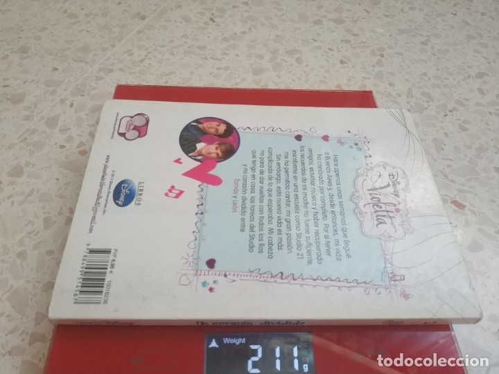 Libros de segunda mano: UN CORAZON DIVIDIDO. VIOLETTA.- DISNEY - Foto 4