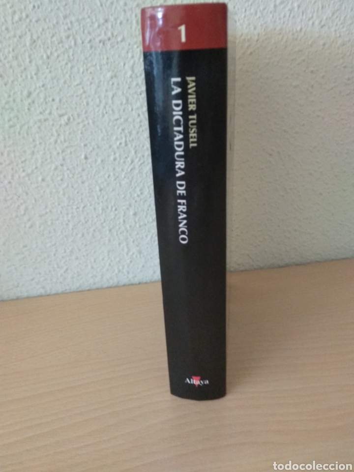 Libros de segunda mano: La dictadura de Franco. Javier Tusell - Foto 2