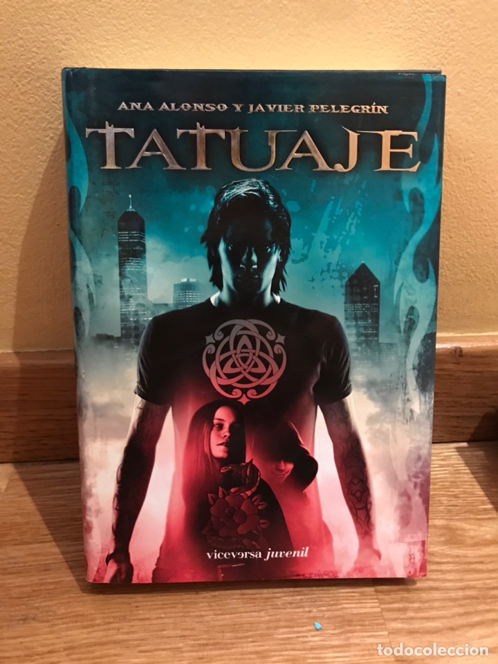 Libros de segunda mano: Tatuaje Ana alonso y Javier Pelegr&iacute;n - Foto 1