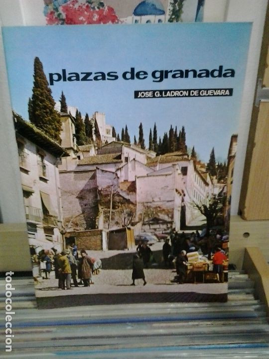 Libros de segunda mano: Plazas de Granada. Jos&eacute; G. Ladr&oacute;n de Guevara - Foto 1