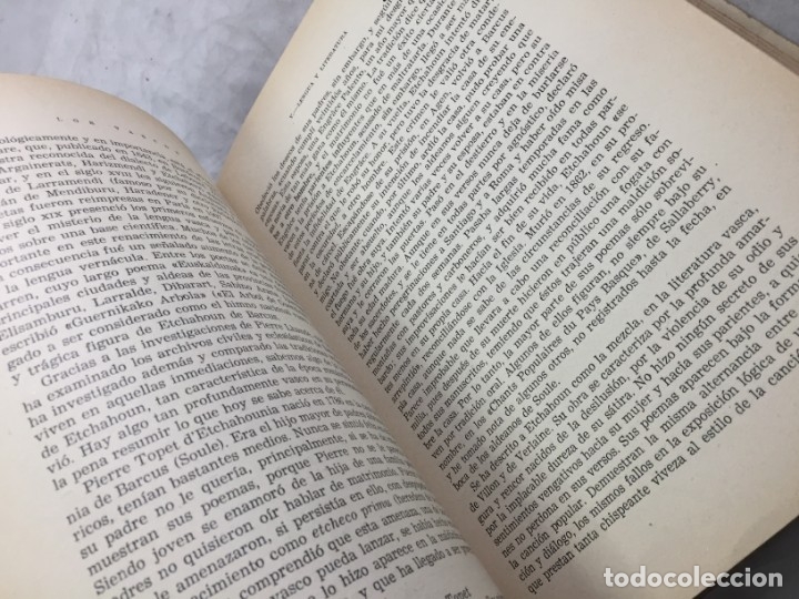 Libros de segunda mano: Los vascos. Rodney Gallop. 1955 - Foto 8