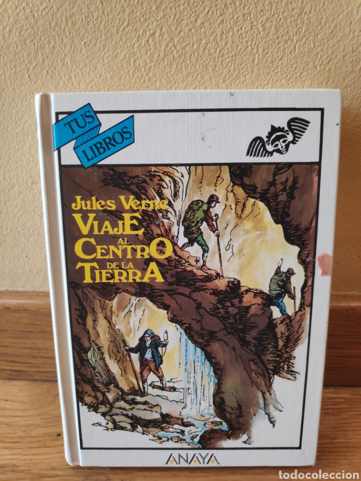 Libros de segunda mano: Julio Verne Viaje al Centro de la Tierra - Foto 1