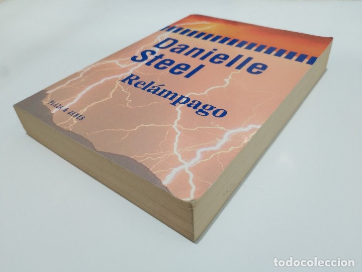 Libros de segunda mano: RELAMPAGO.- DANIELLE STEEL - Foto 2