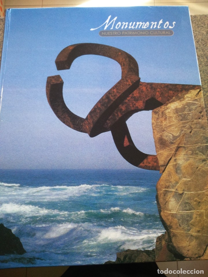 Libros de segunda mano: NUESTRO PATRIMONIO CULTURAL -- MONUMENTOS -- EDICIONES RUEDA 2003 -- - Foto 1