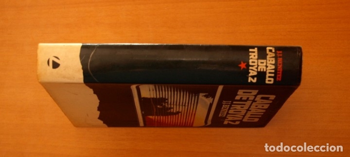 Libros de segunda mano: Caballo de Troya 2 - J.J. Ben&iacute;tez - Circulo de Lectores 1986 - Foto 2