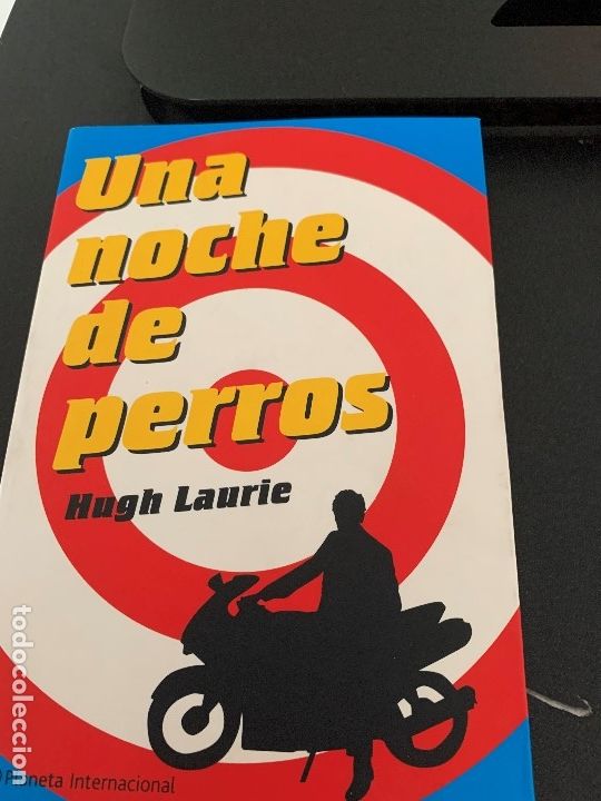 Libros de segunda mano: UNA NOCHE DE PERROS - Foto 1