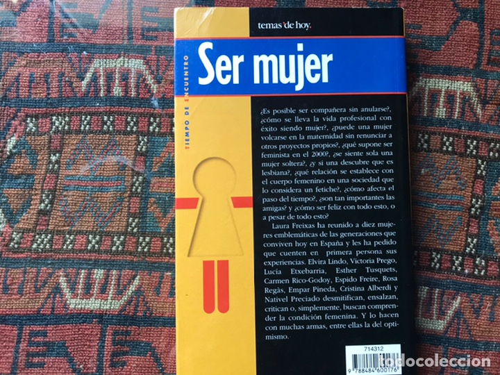 Libros de segunda mano: Ser mujer. Edici&oacute;n de Laura Freixas - Foto 2