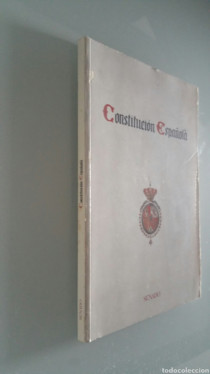 Libros de segunda mano: Constituci&oacute;n espa&ntilde;ola, edici&oacute;n especial, 1987. - Foto 2