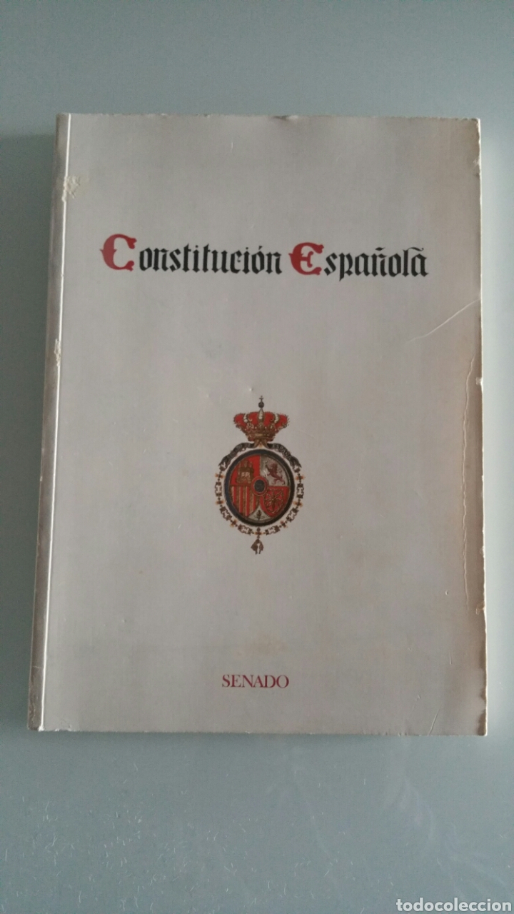 Libros de segunda mano: Constituci&oacute;n espa&ntilde;ola, edici&oacute;n especial, 1987. - Foto 1