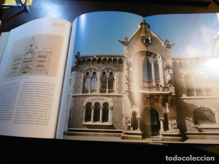 Libros de segunda mano: ELS EDIFICIS DE LA CAIXA D&acute;ESTALVIS DE SABADELL. MOSTRA MODERNISME CATAL&Agrave;. - Foto 2