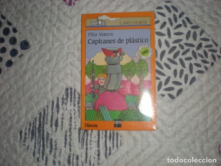 Libros de segunda mano: Capitanes de pl&aacute;stico;Pilar Mateos SM 96 p&aacute;ginas. - Foto 1