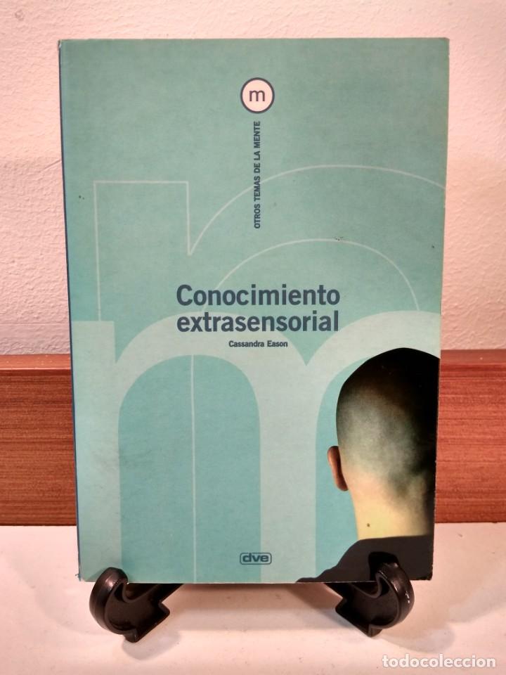 Libros de segunda mano: CONOCIMIENTO EXTRASENSORIAL. EASON, Cassandra. Editorial De Vecchi, a&ntilde;o 2000. ISBN 8431525444. - Foto 1