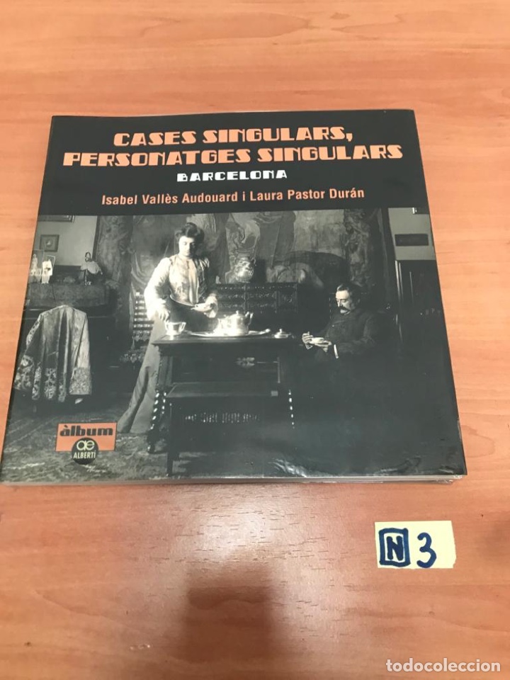 Libros de segunda mano: CASES SINGULARS, PERSONATGES SINGULARS - Foto 1