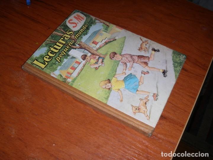 Libros de segunda mano: LIBRO LECTURAS PEQUE&Ntilde;O MUNDO SM - Foto 2