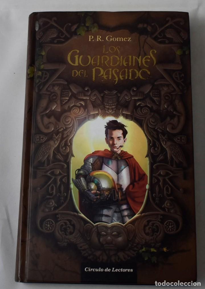 Libros de segunda mano: LOS GUARDIANES DEL PASADO. P.R. G&Oacute;MEZ. - Foto 1