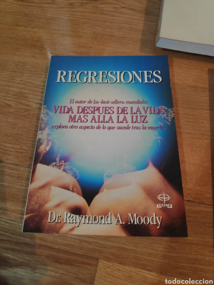 Second hand books: , regresiones vida despu&eacute;s de la vida m&aacute;s all&aacute; la luz