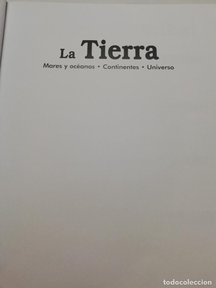 Libros de segunda mano: LA TIERRA. MARES Y OC&Eacute;ANOS. CONTINENTES. UNIVERSO (NGV) - Foto 2