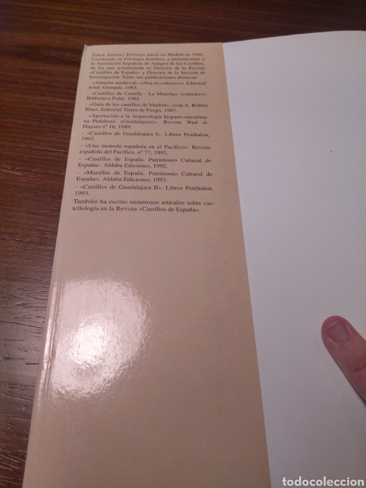 Libros de segunda mano: El castillo medieval espa&ntilde;ol y su evoluci&oacute;n. Jorge Jim&eacute;nez Esteban - Foto 3