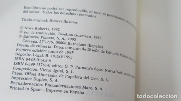Libros de segunda mano: JUEGOS DE MANOS. NORA ROBERTS - Foto 3